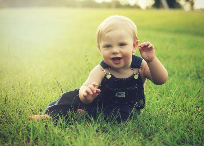 Bébé en pleine santé