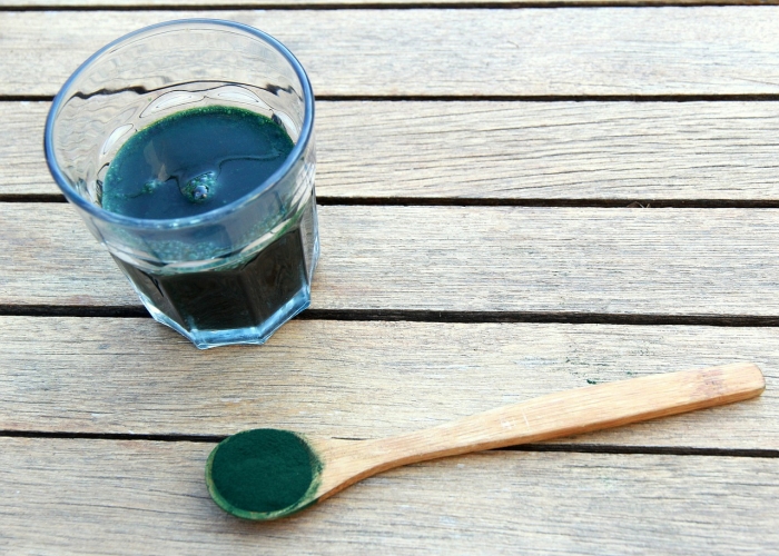 Richesse en fer de la spiruline, mieux que la poudre: la spiruline liquide!